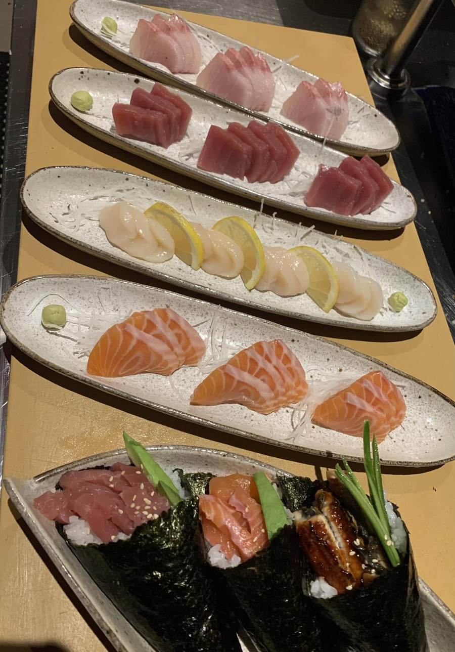 Sashimi platter of salmon, tuna, kingfish and scallop